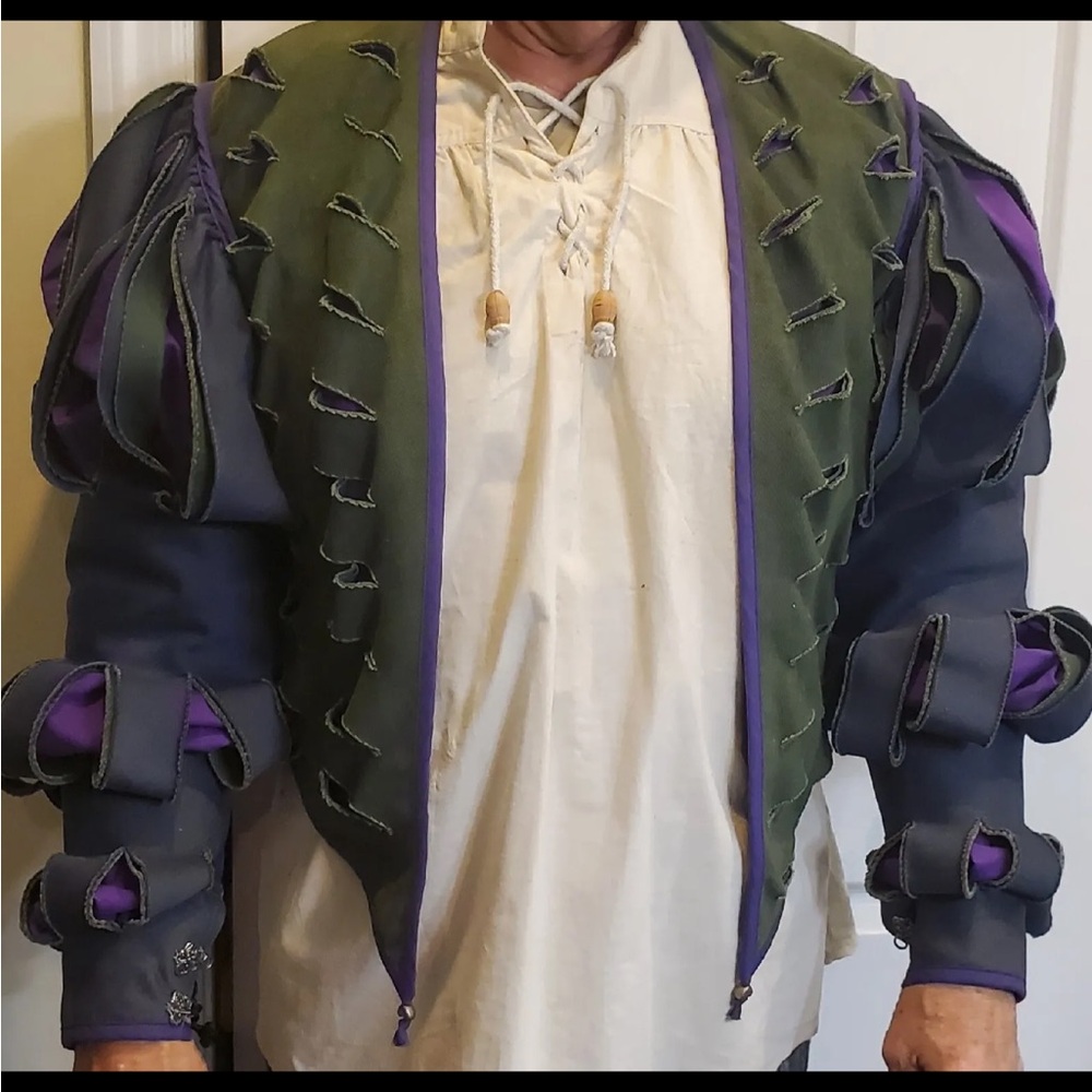 Moresca Men's Green and Purple Slashed Doublet
